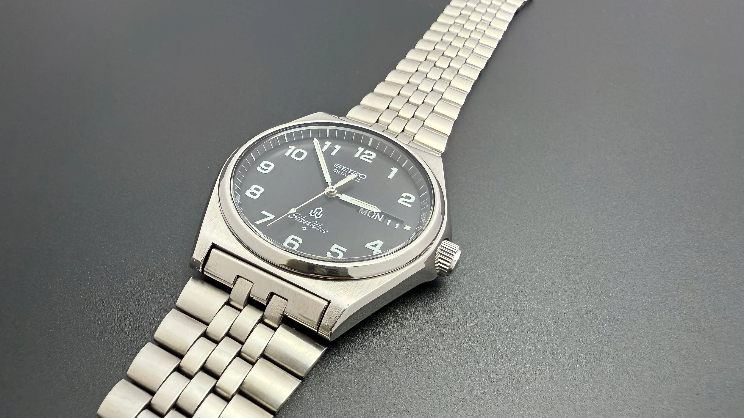 Seiko Silverwave 8229-7000 PWF038 — VintageSeikos.NL